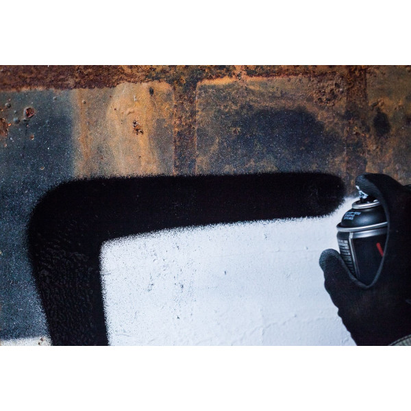 Spray Vopsea Black, 9050 Blackout, Montana, 400 ml